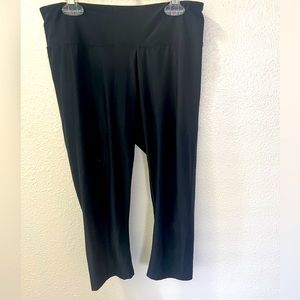 Capri Athletic Leggings